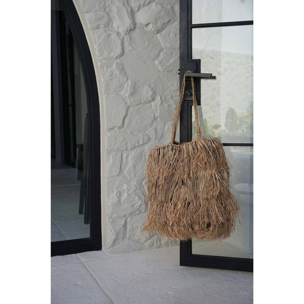 Natural raffia woven tote bag
